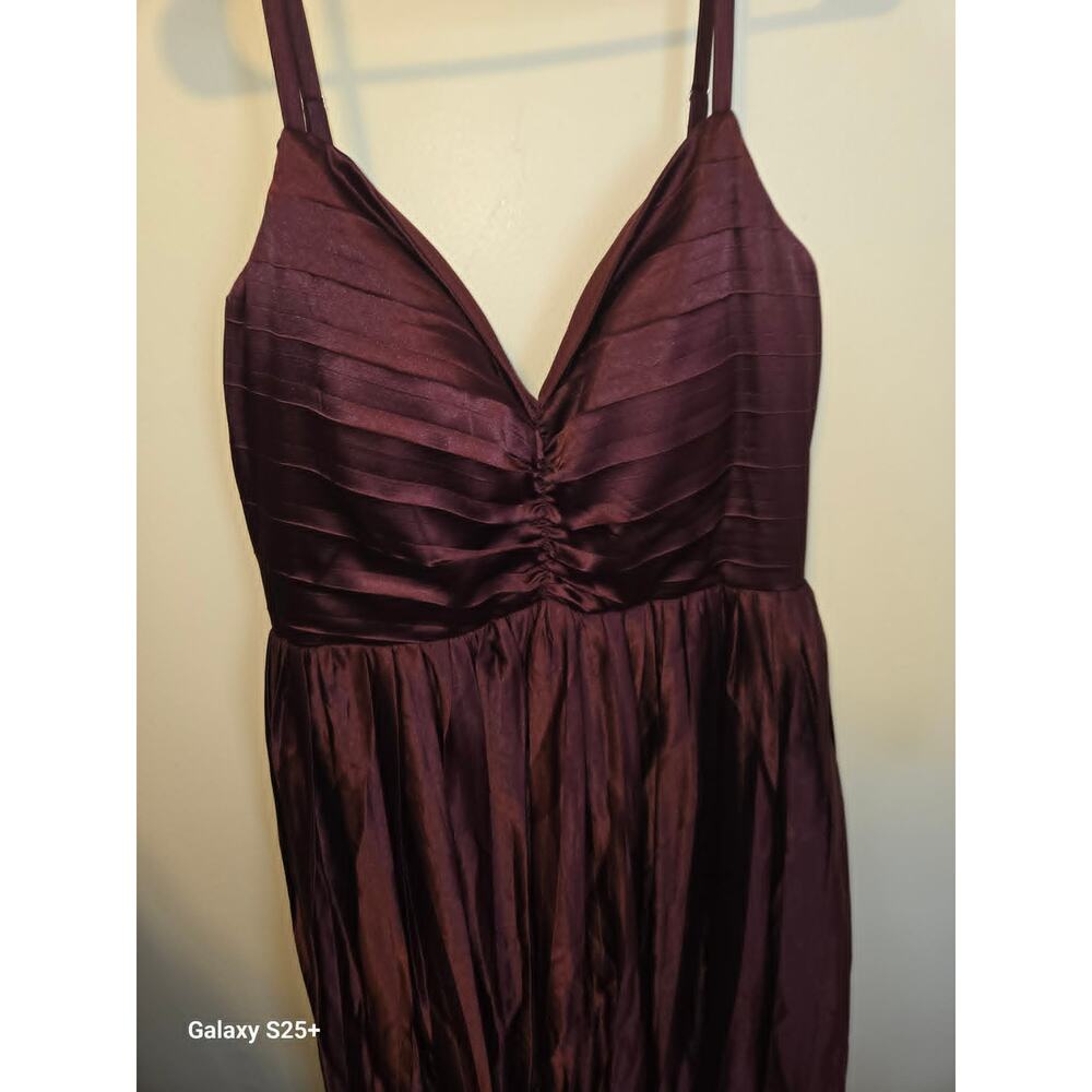 Burgundy Satin Prom Dress - Size 8 - New With Tags - Picture 2 of 6